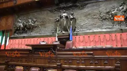 I preparativi alla Camera per il discorso di Mattarella