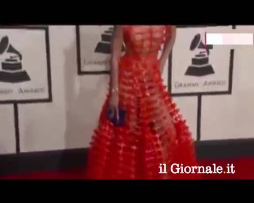 Joy Villa, abito peggiore dei Grammy