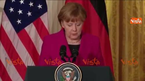 Ucraina, Merkel: "Avanti con la soluzione diplomatica"