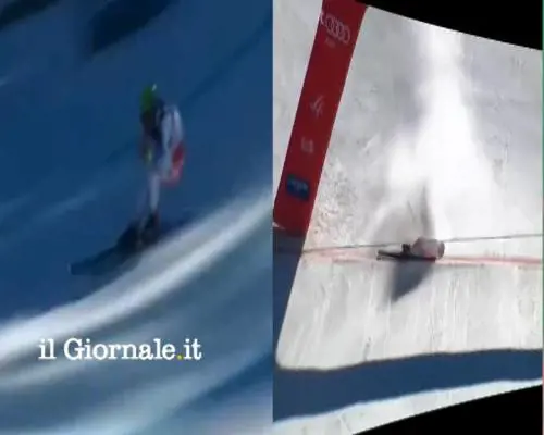 Sciatore ceco incolume dopo caduta rovinosa