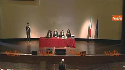 Schettino piange in Aula: "Quel giorno sono morto anch'io"