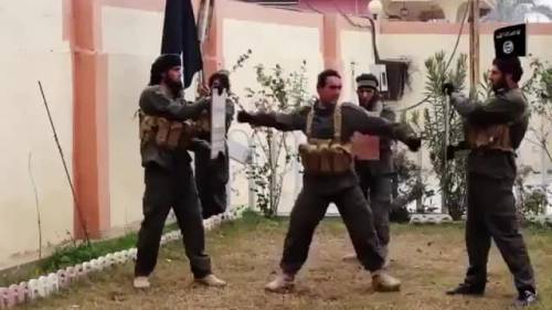 Così si addestrano le truppe speciali dell'Isis