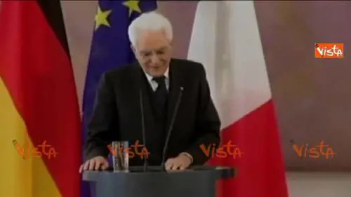 Mattarella a Berlino: "Apprezzamento per le riforme"