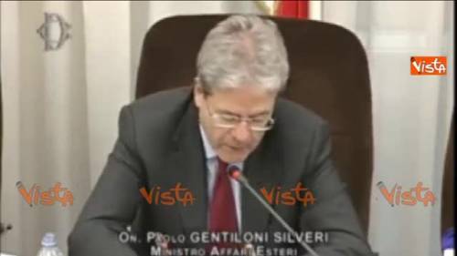 Gentiloni: "Nel 2015 già sbarcati 9mila immigrati"