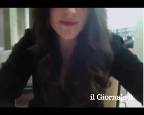 21enne girava video hard in biblioteca