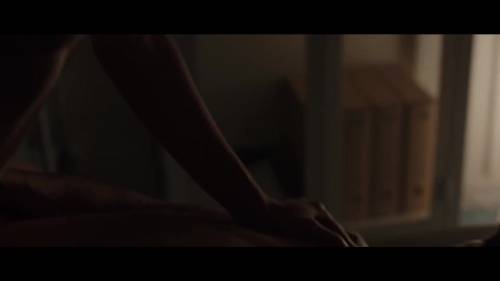 Il backstage della scena hot tra Scamarcio  e Trinca