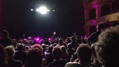 Battiato cade dal palco