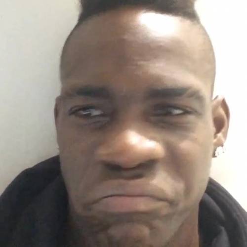 Balotelli esplode su Instagram: "Mi conoscete? Allora state zitti"