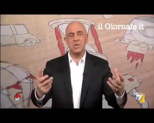 Crozza: "Italia paese ogm. Organismo geneticamente marcio"