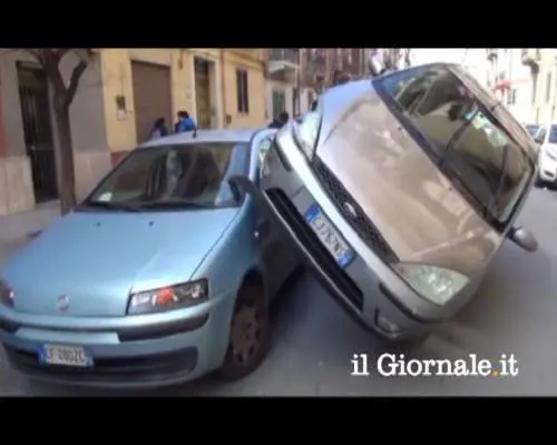 Il parcheggio creativo spopola sul web