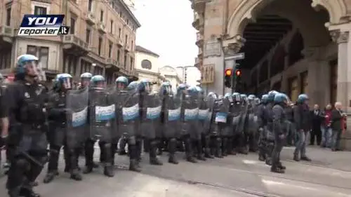 Così gli antagonisti hanno istigato la polizia
