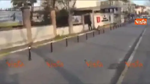 Istanbul, attacco alla sede della polizia