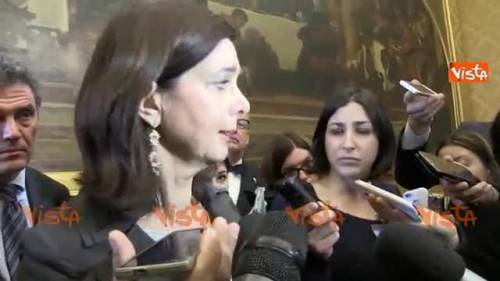 Rom, Boldrini contro Salvini: "Sei inquietante"