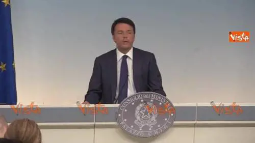 Renzi: "Confermo la fiducia in De Gennaro"