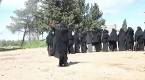 Come si addestrano le donne jihadiste