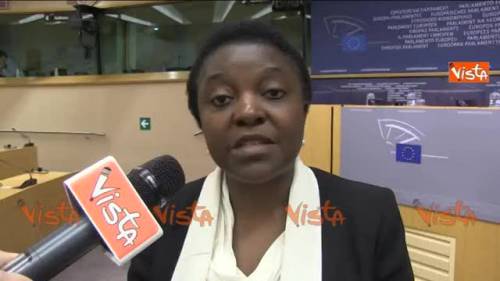 La Kyenge contro Salvini: "Invece di pensare ai migranti, vada a lavorare"