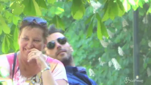 Daniele Interrante in versione papà ai giardinetti