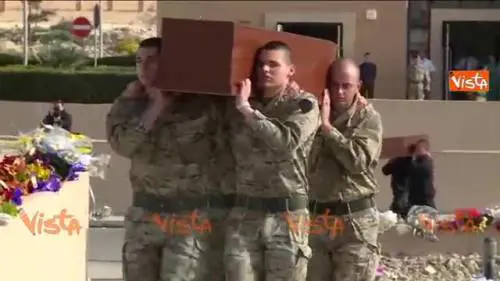 Malta, i funerali delle vittime del naufragio