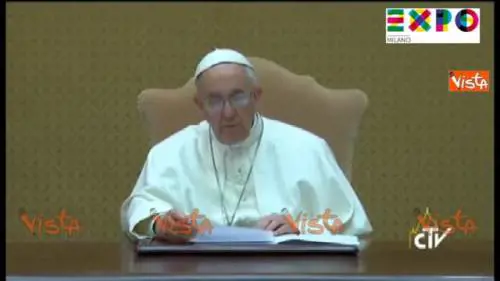 Papa: "Valorizzare la solidarietà nel mondo"