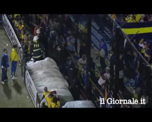 Gas urticante sui giocatori del River