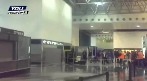 L'area passeggeri di Malpensa è allagata