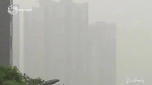 Tempesta di sabbia  in Cina trasforma ​il giorno in notte 