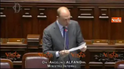 Sbarchi, Alfano: "Mai escluso il rischio infiltrazioni"
