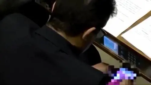 Deputato guarda un film porno alla Camera