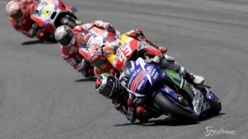 Lorenzo trionfa al Mugello