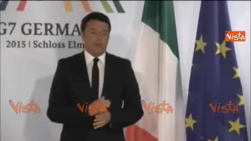 Immigrati, Renzi: "Serve più solidarietà"