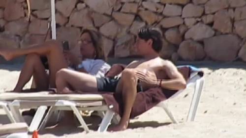 Pippo Inzaghi in vacanza a Formentera con la mamma e un amico 