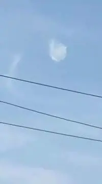 Una strana nuvola: il video che fa impazzire gli ufologi