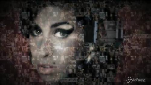 Quattro anni fa moriva Amy Winehouse