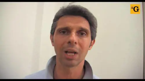 "Questo è razzismo: coccolano i profughi e fanno morire gli italiani"