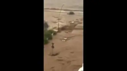 Nubifragio in Calabria: auto trascinate dal fango