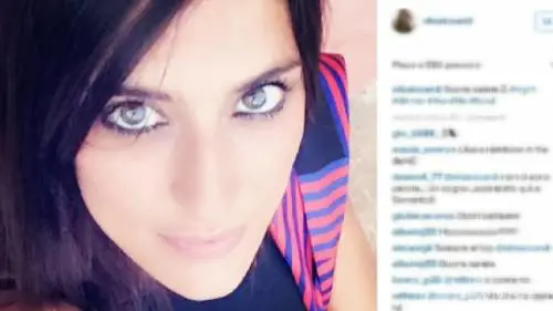 Per Elisa Isoardi sorpresa appassionata: le arrivano 100 rose rosse. Chi è stato?