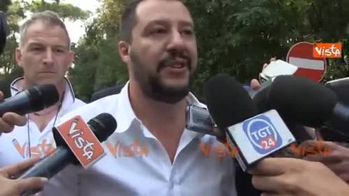 Salvini: "Accogliere, ma con buon senso"