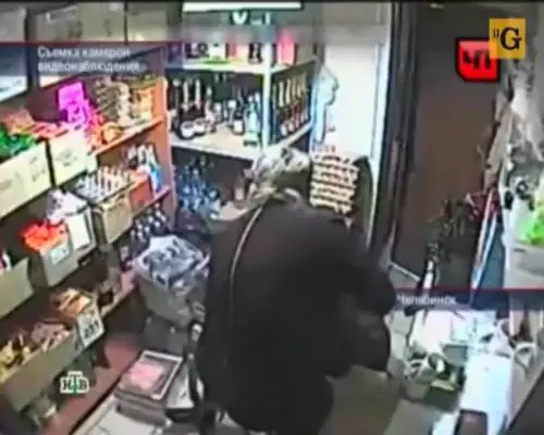 Russia, ex pugile malmenato da una donna
