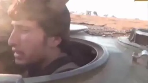 Il kamikaze piange prima di esplodere