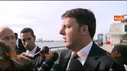 Renzi: "La crescita italiana è in mano agli italiani"