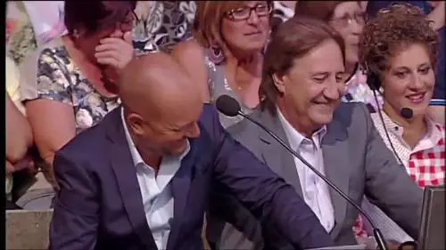 "Avanti un altro", la risata fa il giro del web