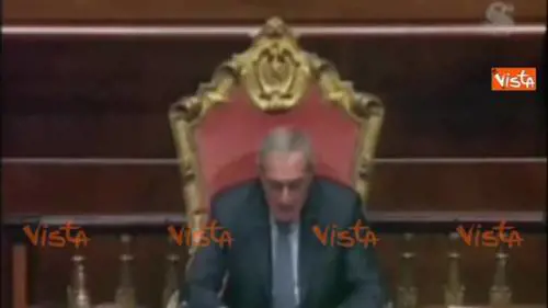 Grasso comunica la propria decisione