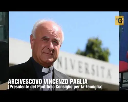 Arcivescovo Paglia in uno scherzo rivela che il Papa è arrabbiato con Marino