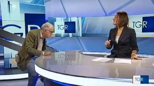 Gene Gnocchi bacia la conduttrice del Tg3