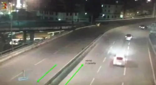 Genova, lo schianto in autostrada