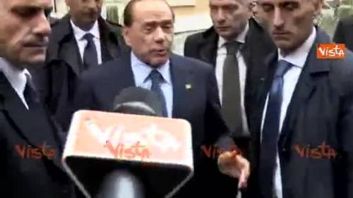 Berlusconi: "Ci ha stupito molto questa inchiesta"