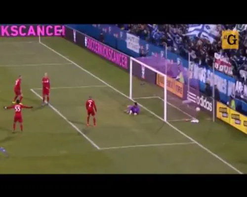 Didier Drogba segna due gol in un minuto