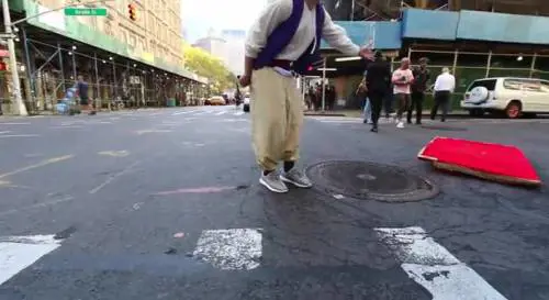 Aladdin sfreccia a New York