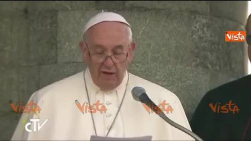 Il Papa ricorda i morti nel rogo di Prato