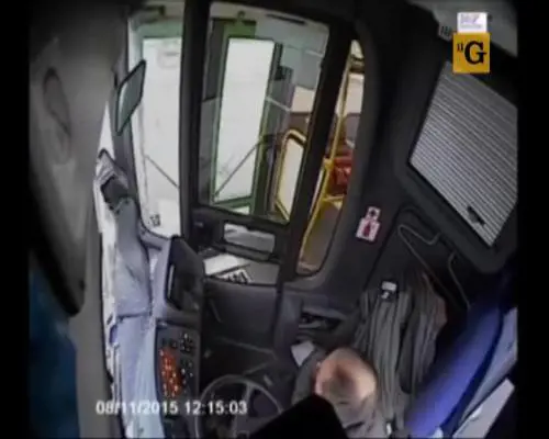 Russia. Autista di linea si addormenta alla guida